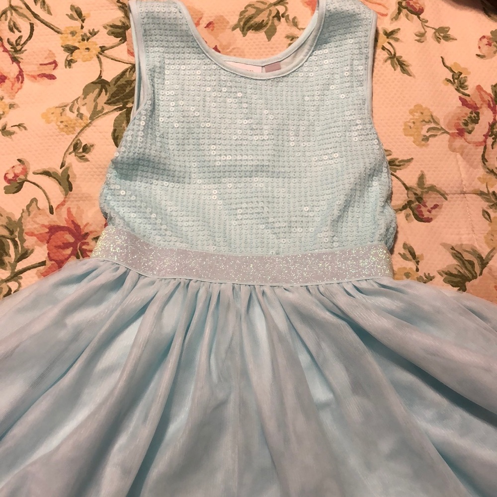 Girls dress